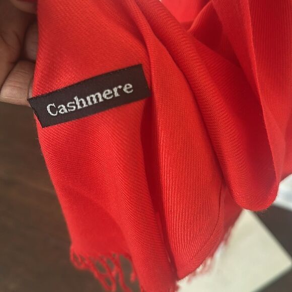 Women’s Red Soft Fringed Cashmere Scarf O/S - Picture 4 of 4
